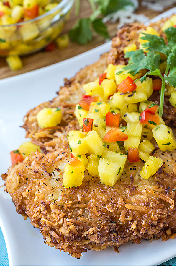 Coconut Chicken | thecozyapron.com
