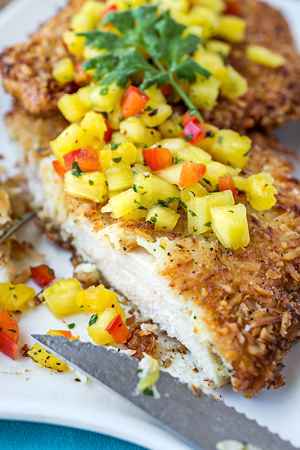 Coconut Chicken | thecozyapron.com