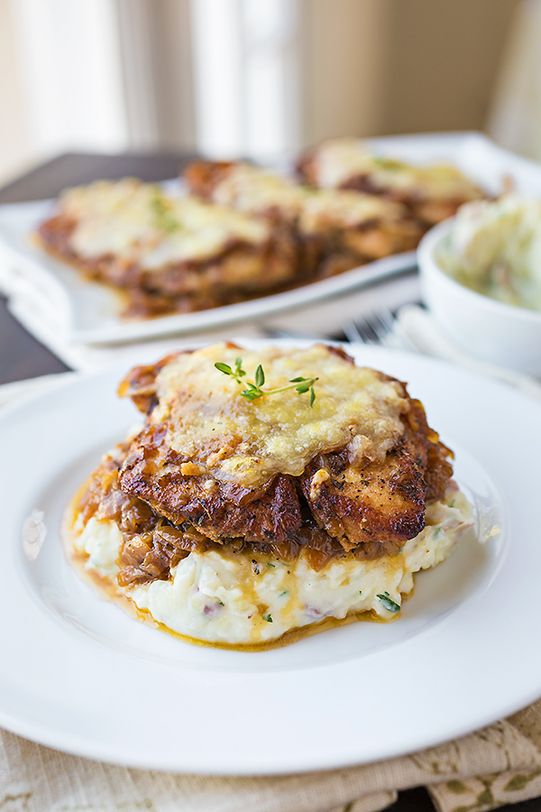 French Onion Chicken over Mashed Potatoes | thecozyapron.com