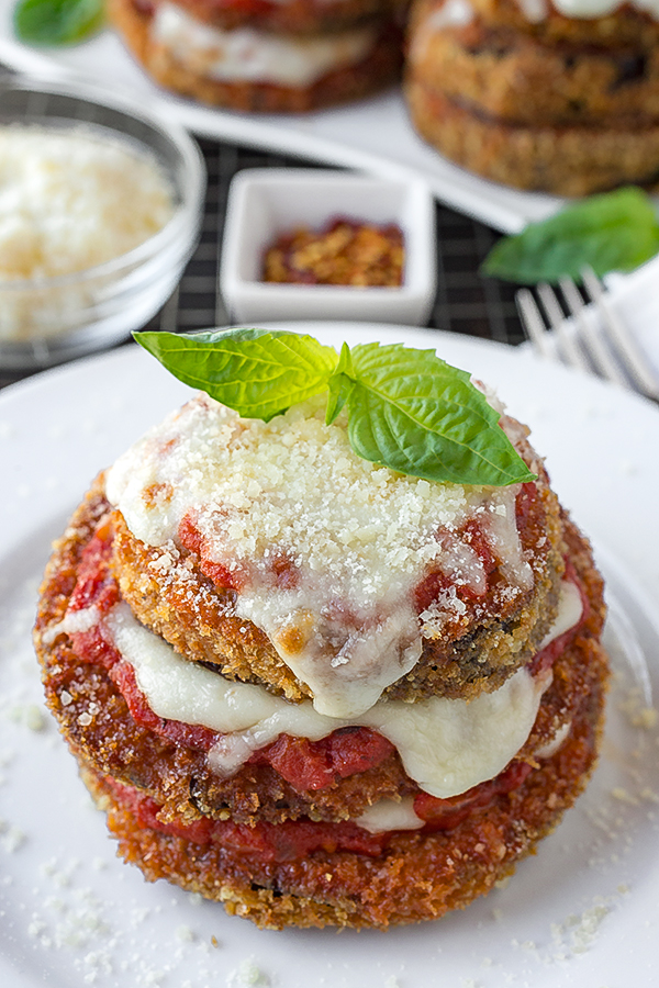 Eggplant Parmesan | thecozyapron.com