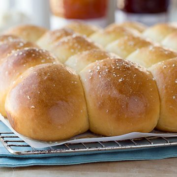 Sweet Potato Rolls | thecozyapron.com