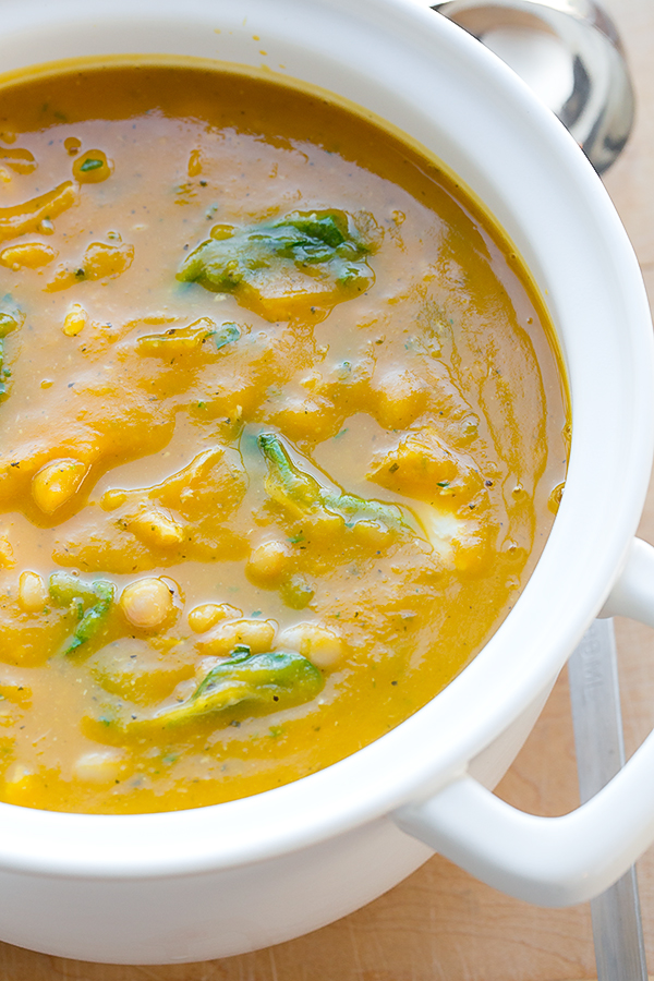 Butternut Squash Soup | thecozyapron.com
