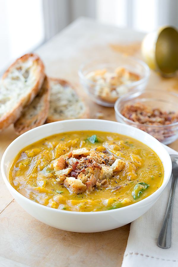 Butternut Squash Soup | thecozyapron.com