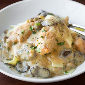 Chicken Stroganoff with Mushrooms | thecozyapron.com