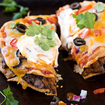 Mexican Pizza | thecozyapron.com