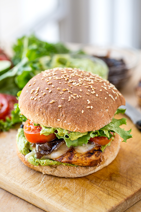 Chicken Burger | thecozyapron.com