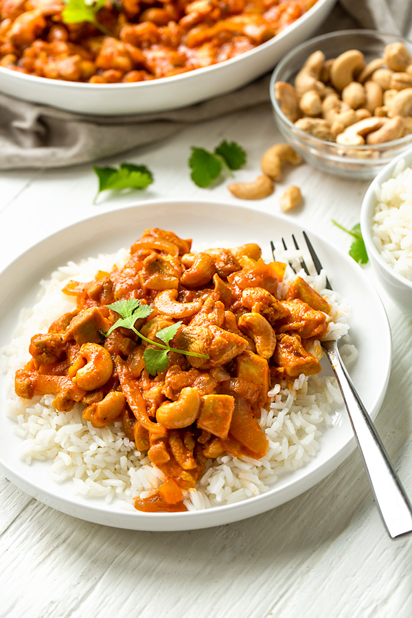 Cashew Chicken | thecozyapron.com