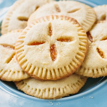 Apricot Sugar Cookie Pies | thecozyapron.com