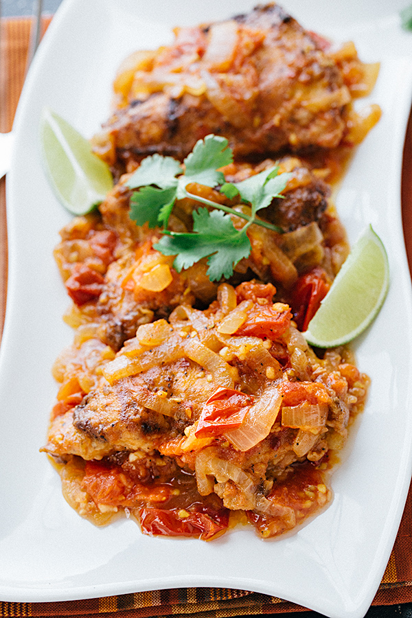 Skillet Chicken with Rustic Tomato Sauce | thecozyapron.com