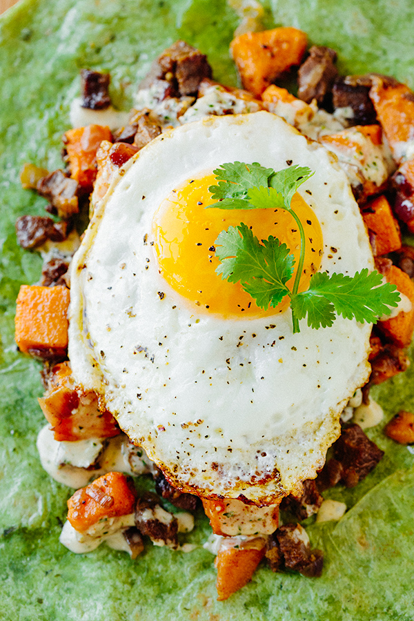 Breakfast Burrito | thecozyapron.com