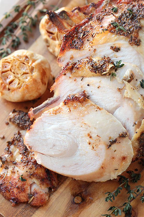Baked Turkey Breast with Roasted Garlic | thecozyapron.com