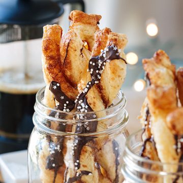Chocolatey Cinnamon Twists | thecozyapron.com