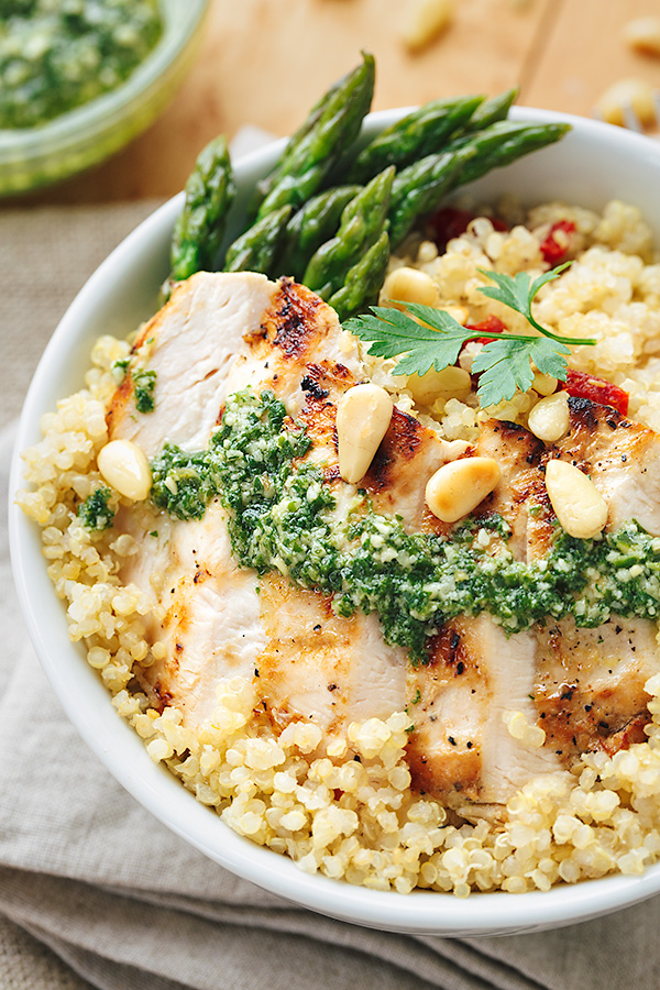 Lemon Chicken Bowl with Pesto | thecozyapron.com