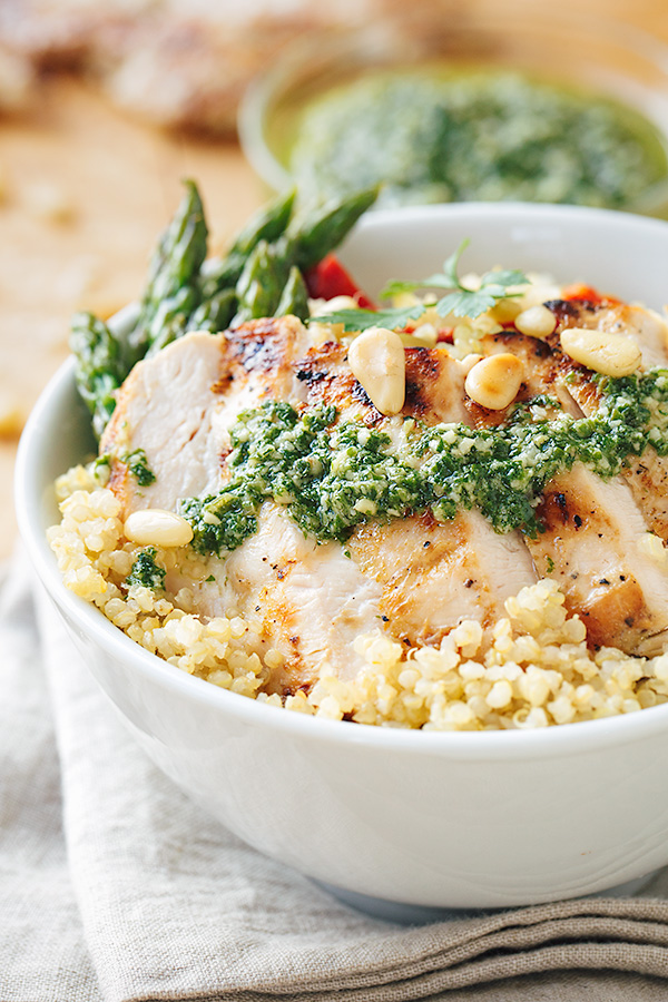 Lemon Chicken Bowl with Pesto | thecozyapron.com