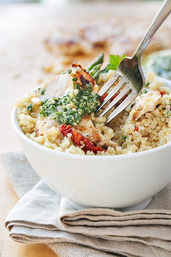 Lemon Chicken Bowl with Pesto | thecozyapron.com