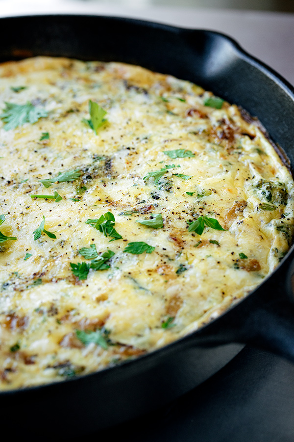 Breakfast Frittata in Skillet | thecozyapron.com