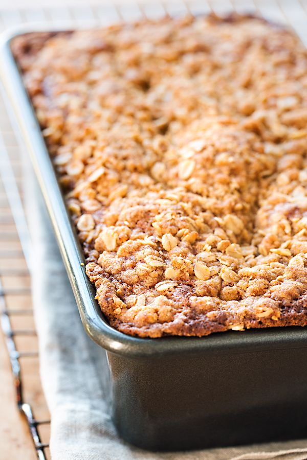 Blueberry Bread with Oat Streusel Topping in Pan | thecozyapron.com