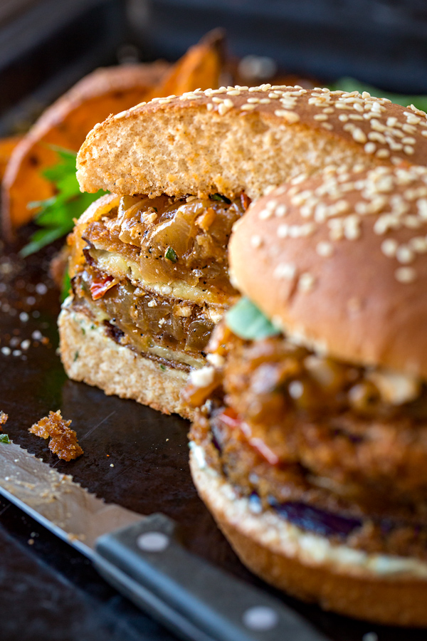 Crispy Eggplant Burger | thecozyapron.com