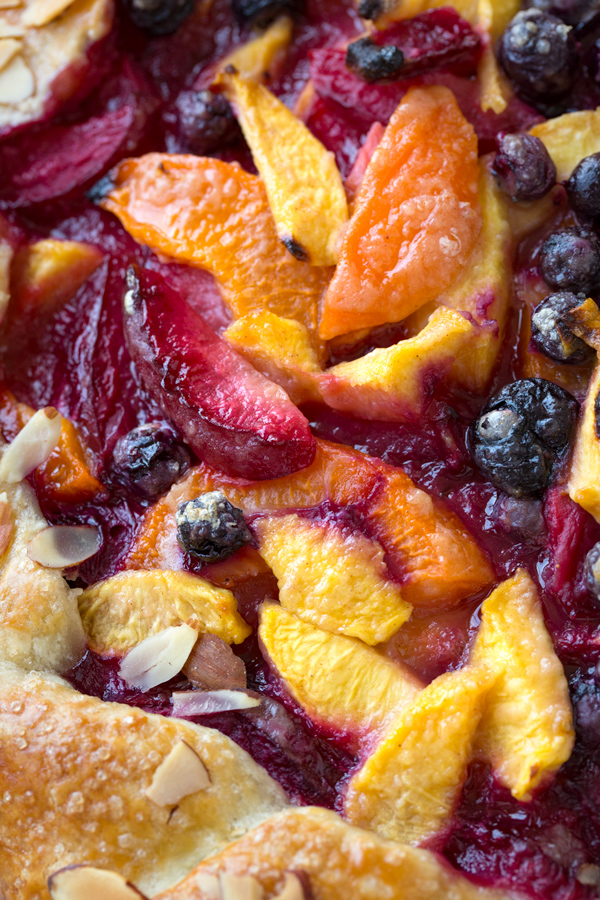 Summer Fruit Galette | thecozyapron.com