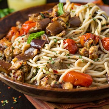 Gluten-Free Pasta Salad Mediterranean Style | thecozyapron.com