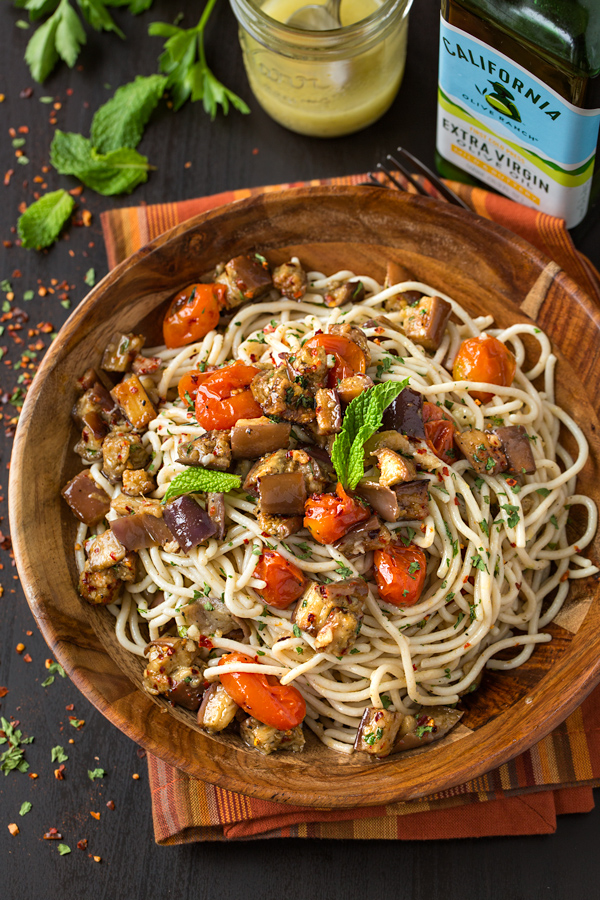 Gluten-Free Pasta Salad Mediterranean Style | thecozyapron.com