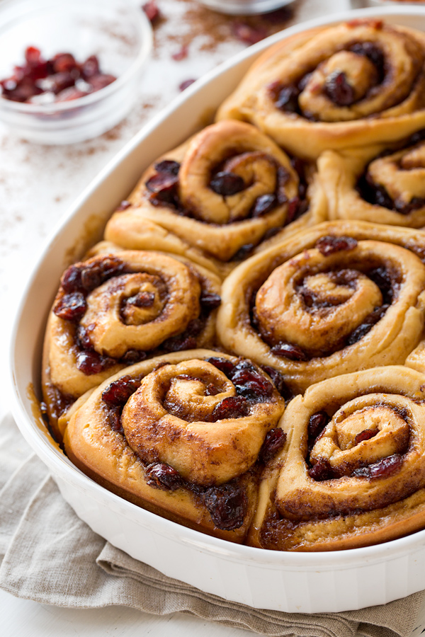 Orange Cinnamon Rolls | thecozyapron.com