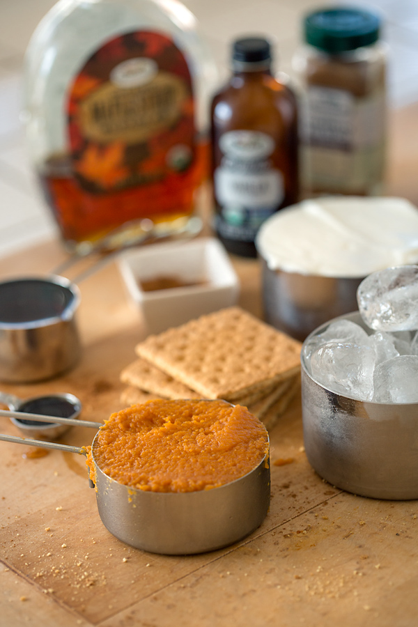Pumpkin Pie Smoothie Ingredients | thecozyapron.com