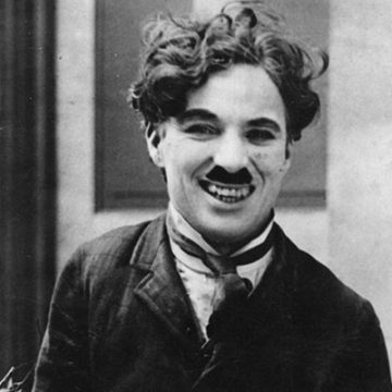 Sir Chaplin on Set | thecozyapron.com