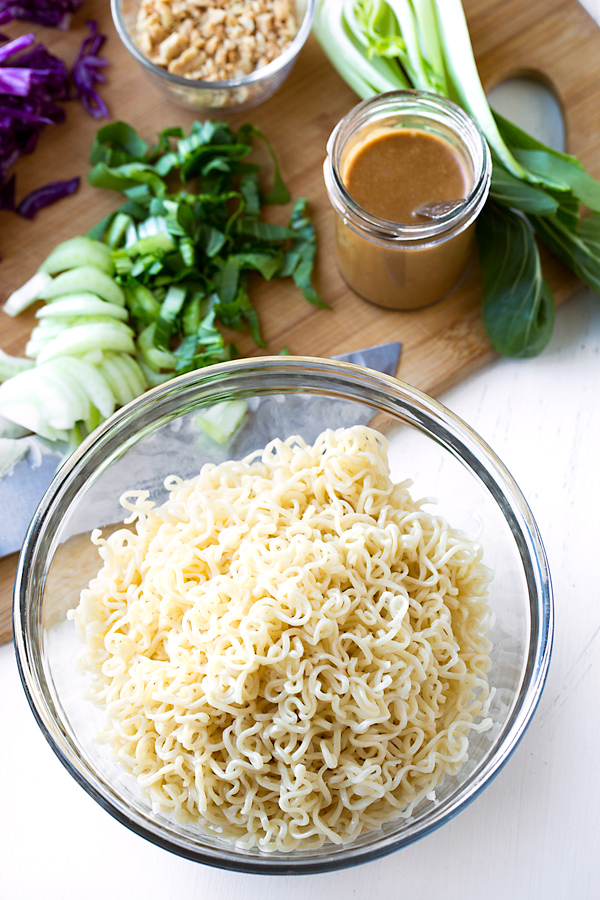 Ramen Noodle Salad ingredients | thecozyapron.com
