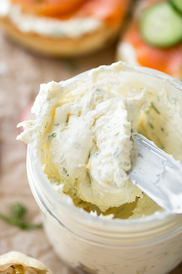 Roasted Garlic Schmear | thecozyapron.com