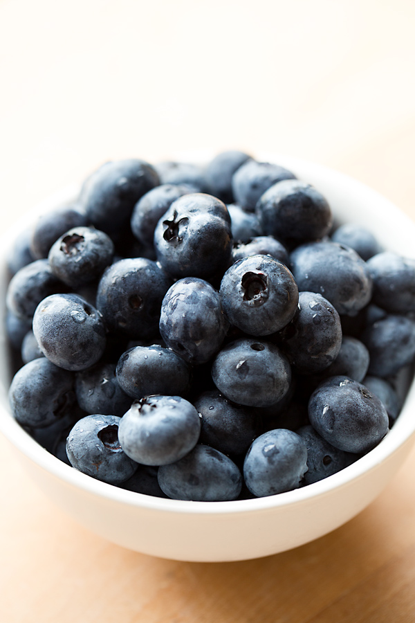 Fresh Blueberries for Blueberry Scones with Buttermilk Glaze | thecozyapron.com