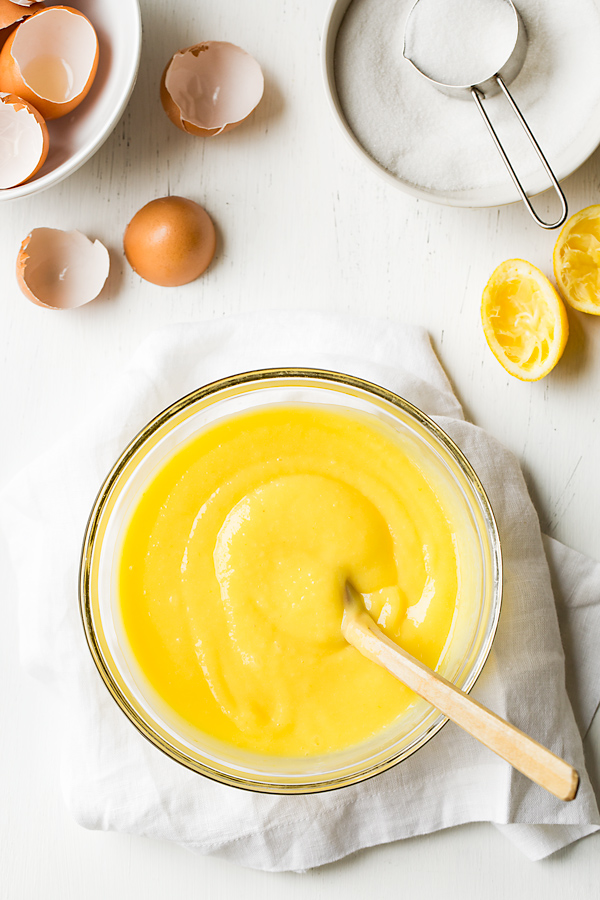 Lemon Curd Preparation | thecozyapron.com