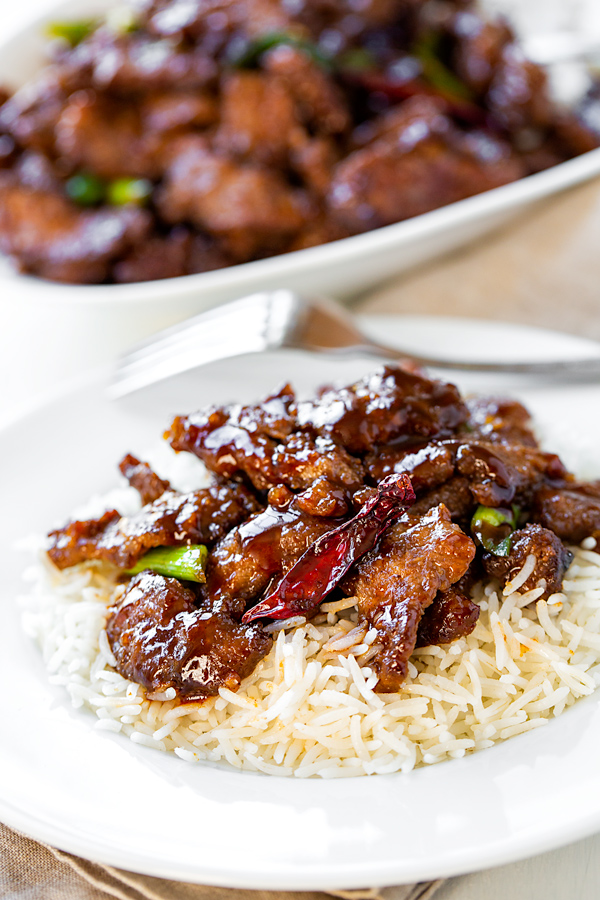 Mongolian Beef Over Rice | thecozyapron.com