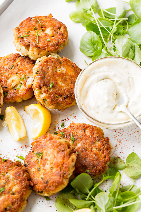 Crab Cakes Recipe | thecozyapron.com