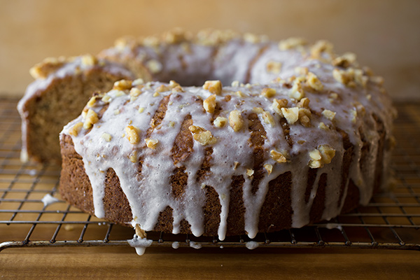 Apple Cake | thecozyapron.com