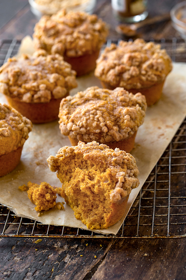 Pumpkin Muffins | thecozyapron.com