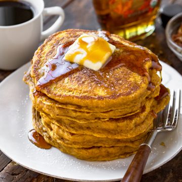Pumpkin Pancakes | thecozyapron.com