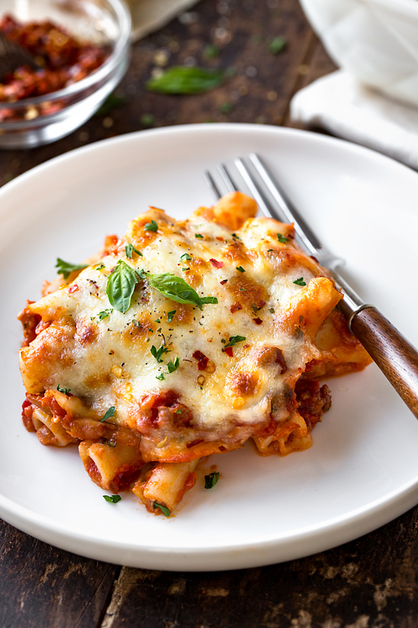 Baked Ziti | thecozyapron.com
