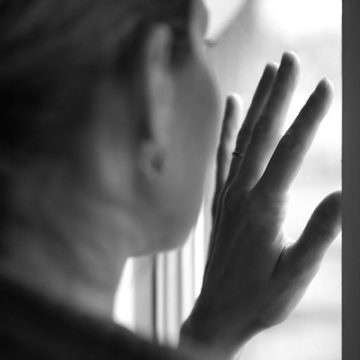 Mother saying goodbye to son | thecozyapron