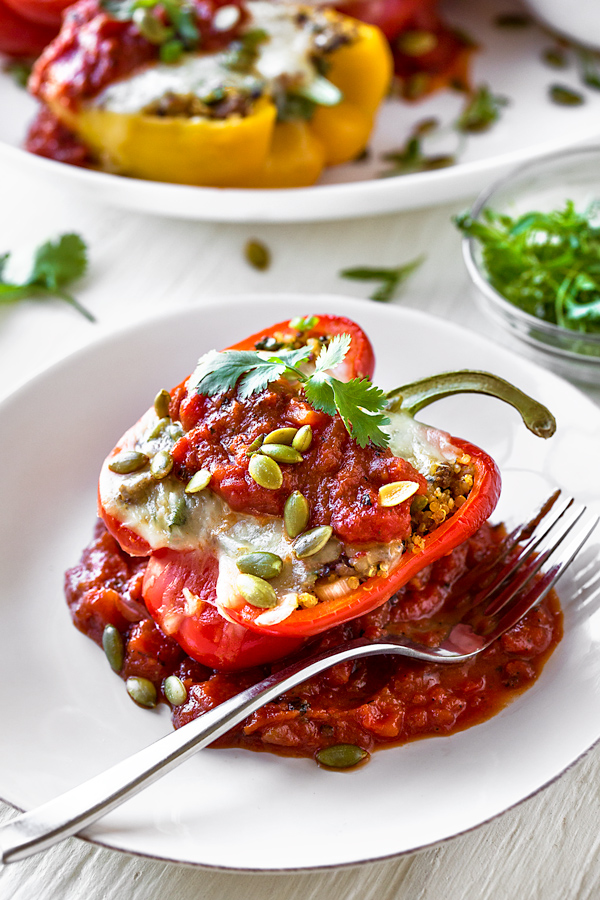 Stuffed Peppers | thecozyapron.com