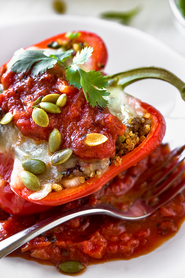 Stuffed Peppers | thecozyapron.com