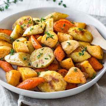 Roasted Vegetables | thecozyapron.com