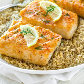 Baked Halibut | thecozyapron.com