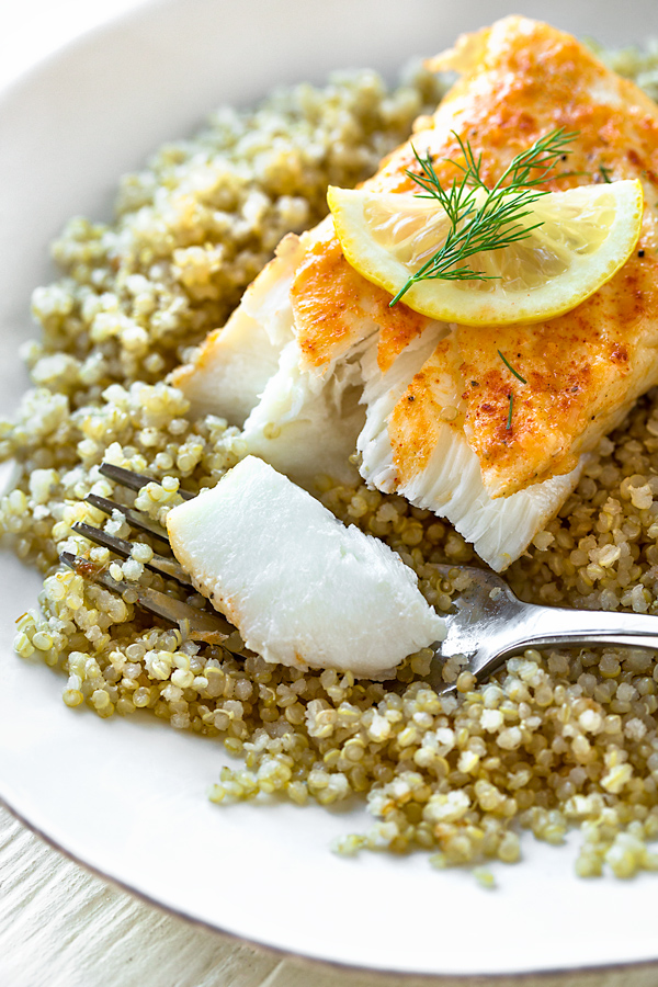 Baked Halibut | thecozyapron.com