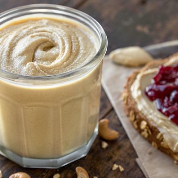 Cashew Butter | thecozyapron.com