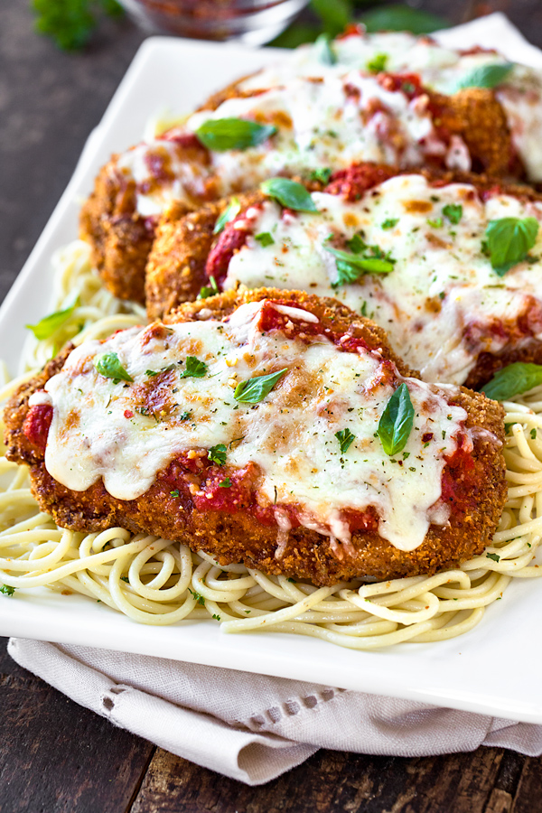 Chicken Parmesan | thecozyapron.com
