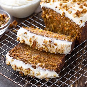 Carrot Cake Loaf | thecozyapron.com