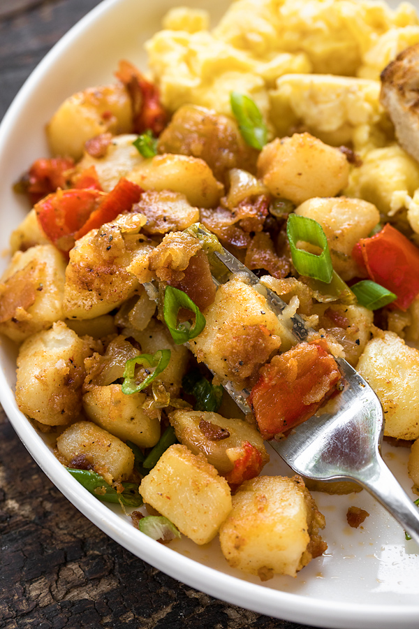 Breakfast Potatoes | thecozyapron.com