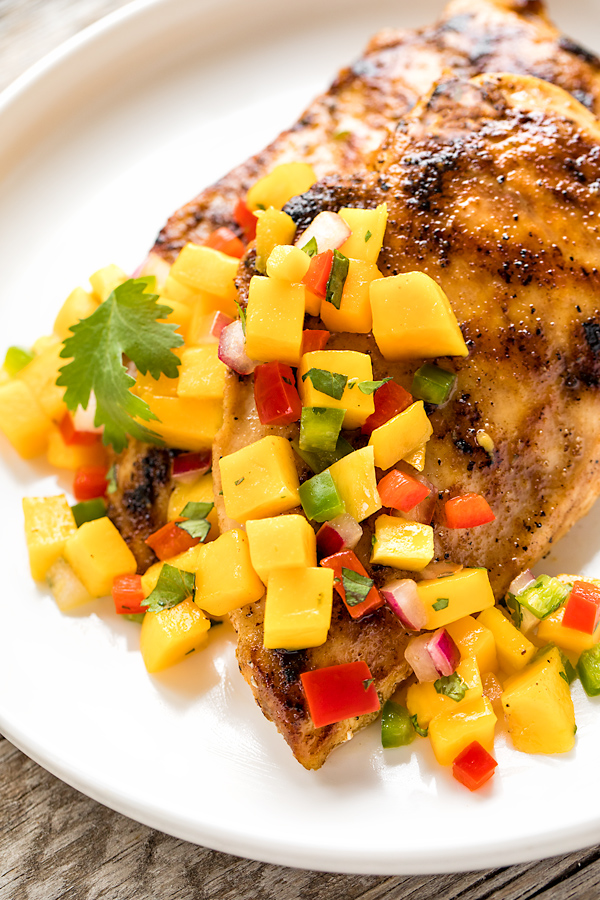 Mango Salsa over Chicken | thecozyapron.com