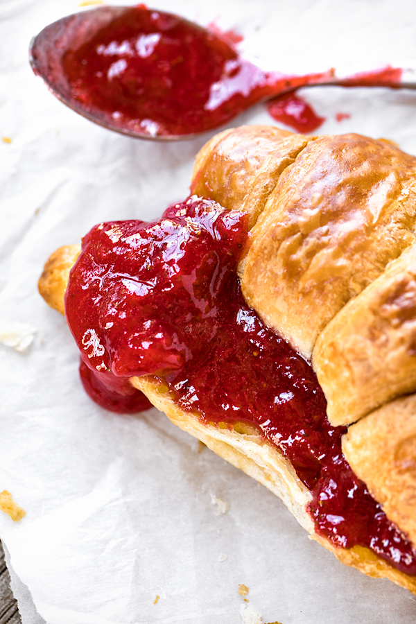 Strawberry Jam on Croissant | thecozyapron.com